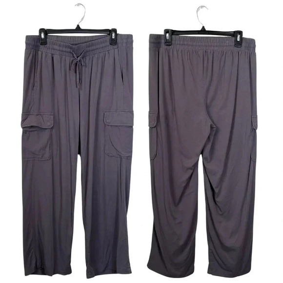 NWOT Torrid Pull-On Wide Leg Stretch Challis Cargo Pant Women's Size 00R Gray - Picture 3 of 13